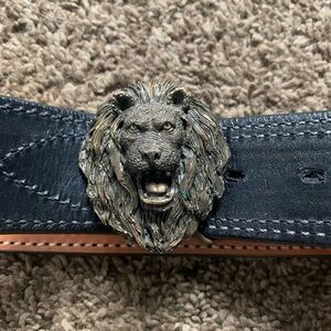 Bianchi B10 Reversible Sport Stitched Belt with 1980 Indiana Metal Craft Lion